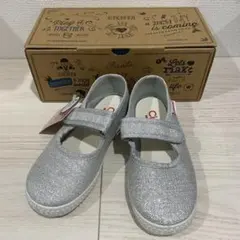 Cienta シエンタ ベルクロストラップシューズ 17cmPLATA シルバー