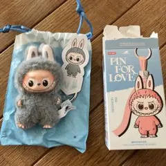 POPMART ラブブ イニシャル pin for love W