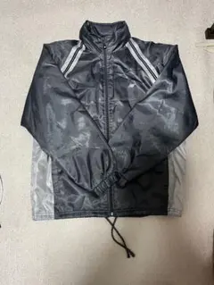 New Balance グレー ウィンドブレーカー