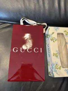 GUCCI 紙袋 ショッパーのサムネイル