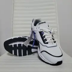 Reebok ホワイトスニーカー 27.5cm　未使用