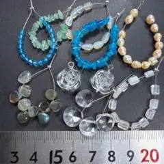 サービス品＊天然石のビーズセットi7