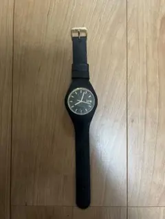 ICE WATCH 腕時計 ラメ文字盤 レッドベルトのサムネイル
