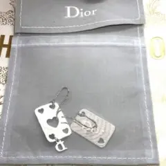 Item thumbnail for item 64cdd9b1-d14d-40ae-848d-64e87c858b8d