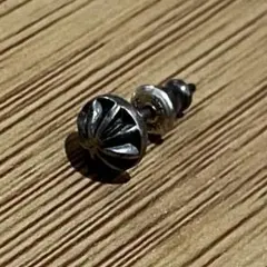 2025年最新】ラリースミス ピアスの人気アイテム - メルカリ