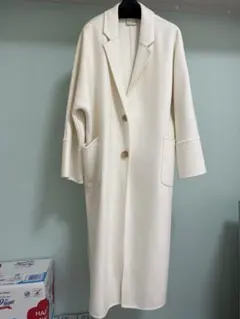 ロングコート ホワイト　新品未使用　※日焼けあり