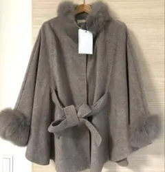 未使用品　LA MODE ラモード　ポンチョ　マント　リアルファー　大きいサイズ