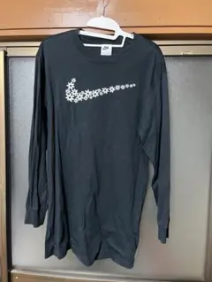 NIKE NSW スポーツ デイジー 花柄刺繍 長袖 ロンT チュニック 黒