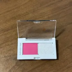 シュウウエムラ プレスドアイシャドー