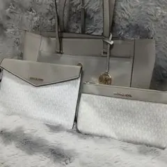 Item thumbnail for item e0e11722-ba91-4527-9d19-8febb40bff7a