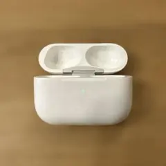 【純正品】AirPods pro 第二世代 lightningケース