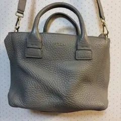 FURLA グレー ショルダーバッグ