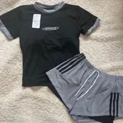 ★新品★水着　上下　2点セット　スイムウェア　スポーツ　黒　M Lのサムネイル