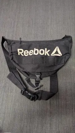 Reebok ボディバッグ ブラック