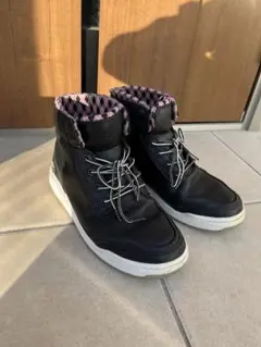 Timberland ハイカットスニーカー 黒 ブーツ アースキーパーズのサムネイル