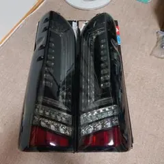ハイエース200FLEX LEDテールランプ ULTIMATE ライト