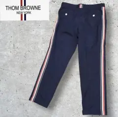 ヤ*ダ様 THOM BROWNEストレートチノパンツ　サイドトリコロール ネイビのサムネイル