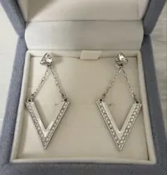 スワロフスキー Swarovski ピアス　シルバー