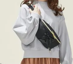 フェルゥ♡ リボン付き ブラック ボディバッグ
