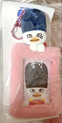 Item thumbnail for item 132aba80-f8ae-443d-b090-22e69c2b2425