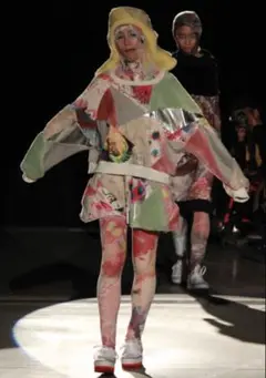 ノゾミイシグロ タンバリン インクジェット総柄レギンス タイツ カラフル 難あり