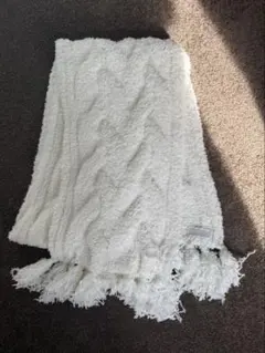 再度値下！美品！希少Barefoot Dreams ケーブル編みマフラー 白
