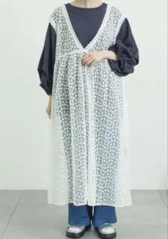 チュール刺繍前後2WAYノースリワンピース オフホワイト