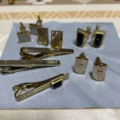 ①カフス4点　タイピン3点　セット