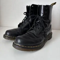 Item thumbnail for item 0665fa7f-e5f9-42db-be02-65fc098f1c24