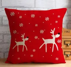 赤いトナカイデザインクッションカバー　インテリア雑貨