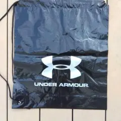 UNDER ARMOUR 黒 ショッパー 袋