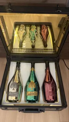 2025年最新】アルマンドケースの人気アイテム - メルカリ