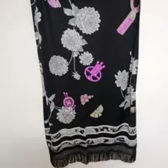 【美品✨】レオナール　スカーフ　花柄　トリム 美品✨】レオナール スカーフ 花柄 トリム