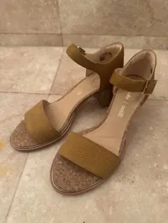 Clarks クラークス　サンダル　23cmのサムネイル