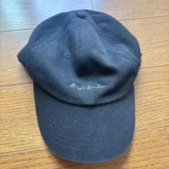 ブラック刺繍キャップ