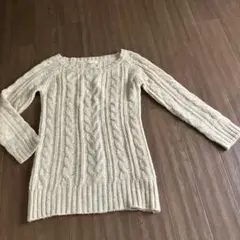 ケーブルニット ニット