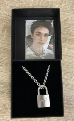 Stray Kids ヒョンジン メンプロ　南京錠　ネックレス フォトカード付き Stray Kids ヒョンジン メンプロ 南京錠 ネックレス フォトカード付き