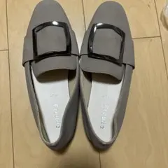 Freude ローファー グレー ビジュー付きのサムネイル