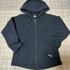 PUMA ブラック パーカー レディース