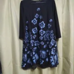 黒と青の花柄刺繍チュニック 五分袖