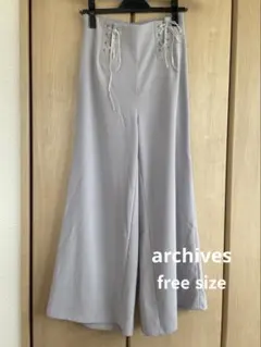 アルシーヴ ワイドパンツ