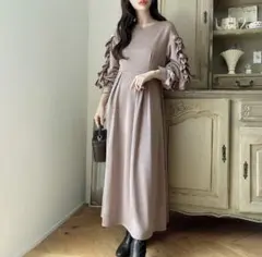 ワンピース　フリル袖ハイウエスト