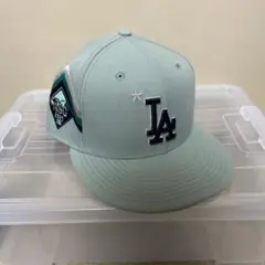 Item thumbnail for item 407899d6-6e8c-4b97-9bb1-a192b5d701e0