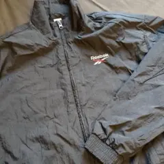 Reebok ブラック ウィンドブレーカー