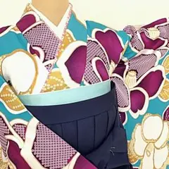 振袖・袴セット【和遊日 レトロ風 古典柄】（水色地）〈新品〉