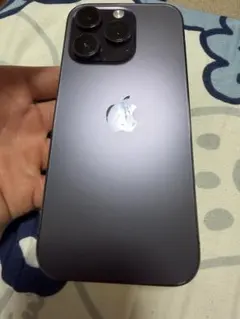 Apple iPhone 14 Pro 本体