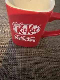 KitKat NESCAFE マグカップ レッド