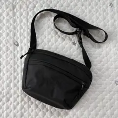 【9474】ARC'TERYX ショルダーバッグ ブラック