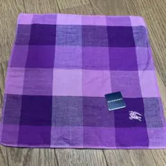 BURBERRY チェック柄 タオルハンカチ 紫　新品
