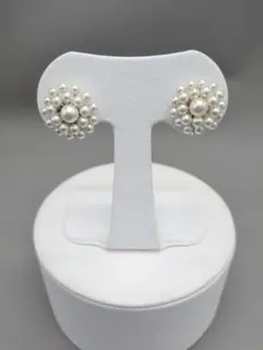 あこや本真珠 ベビーパール 菊デザイン イヤリング SILVER 上品華麗